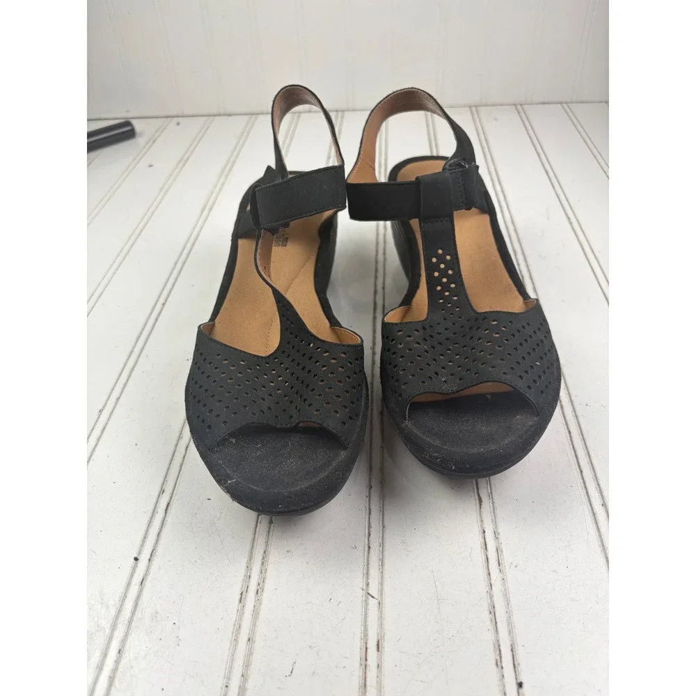 Clarks Collection Black Perforated Reedly Salene Sandal Wedges Women's Size 6.5